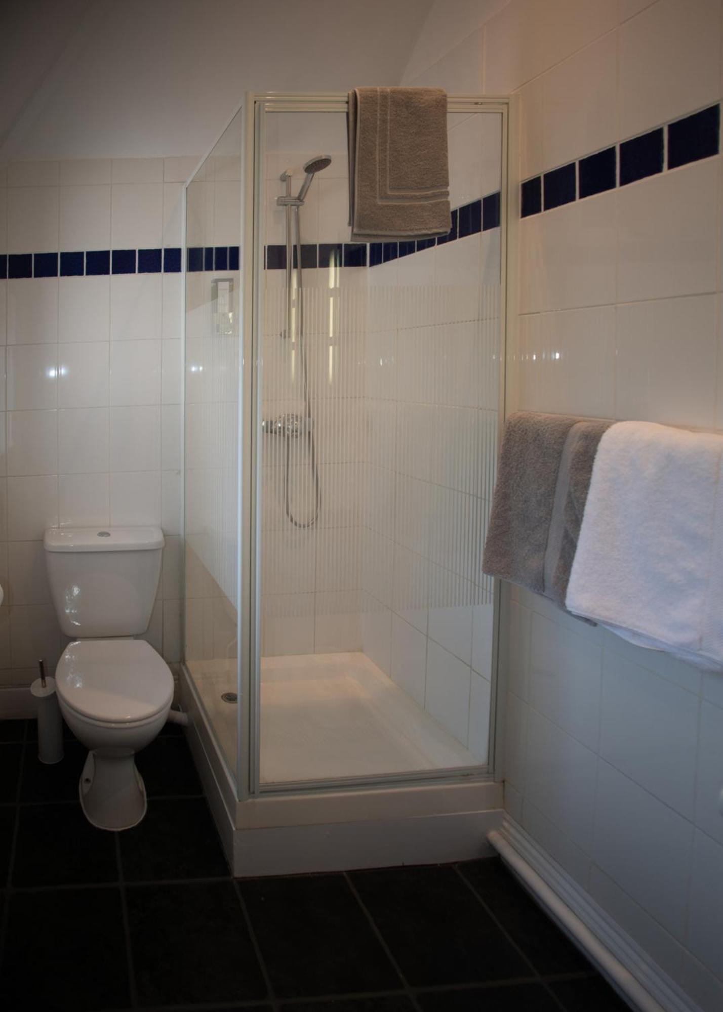 The Blue Bell Hotel Midhurst Room photo