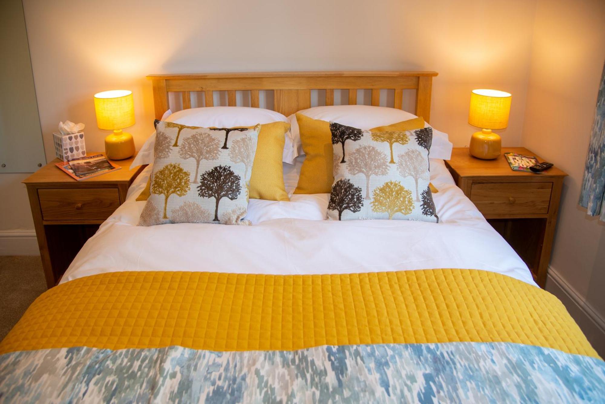 The Blue Bell Hotel Midhurst Room photo